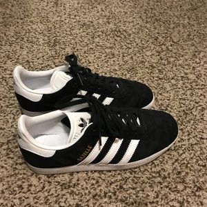 Adidas gazelle size 6 gently used